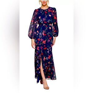 NWT Eliza J Printed Long-Sleeve Chiffon Gown